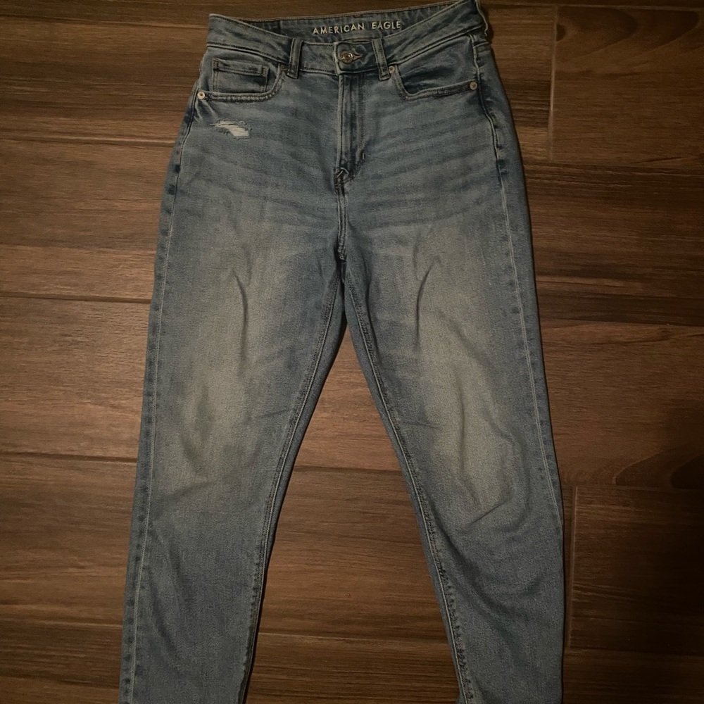 american eagle stretch mom jeans